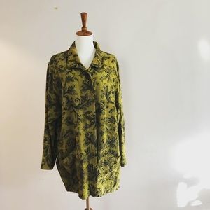Junonia Long Button Up Jacket Green